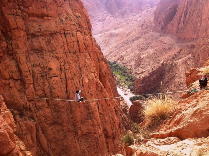 Lezení a Slackline v MAROKU