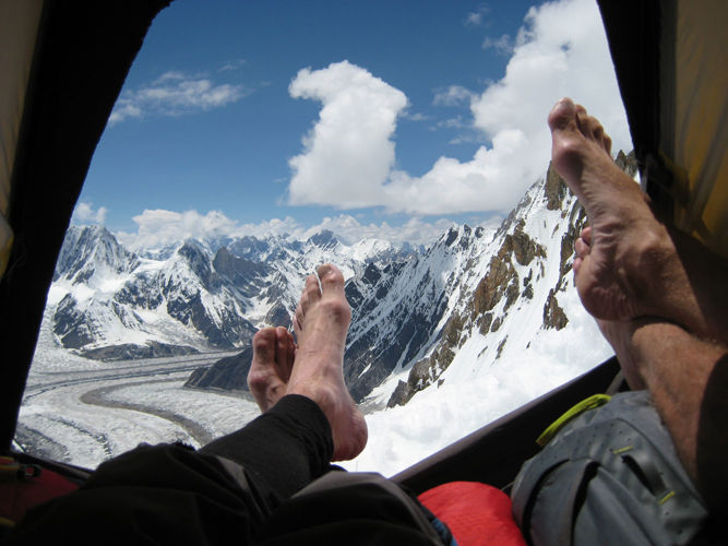 Gasherbrum 1 (8068 m) - prvovýstup JZ stěnou 