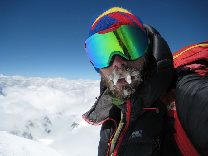 Gasherbrum 1 (8068 m) - prvovýstup JZ stěnou 